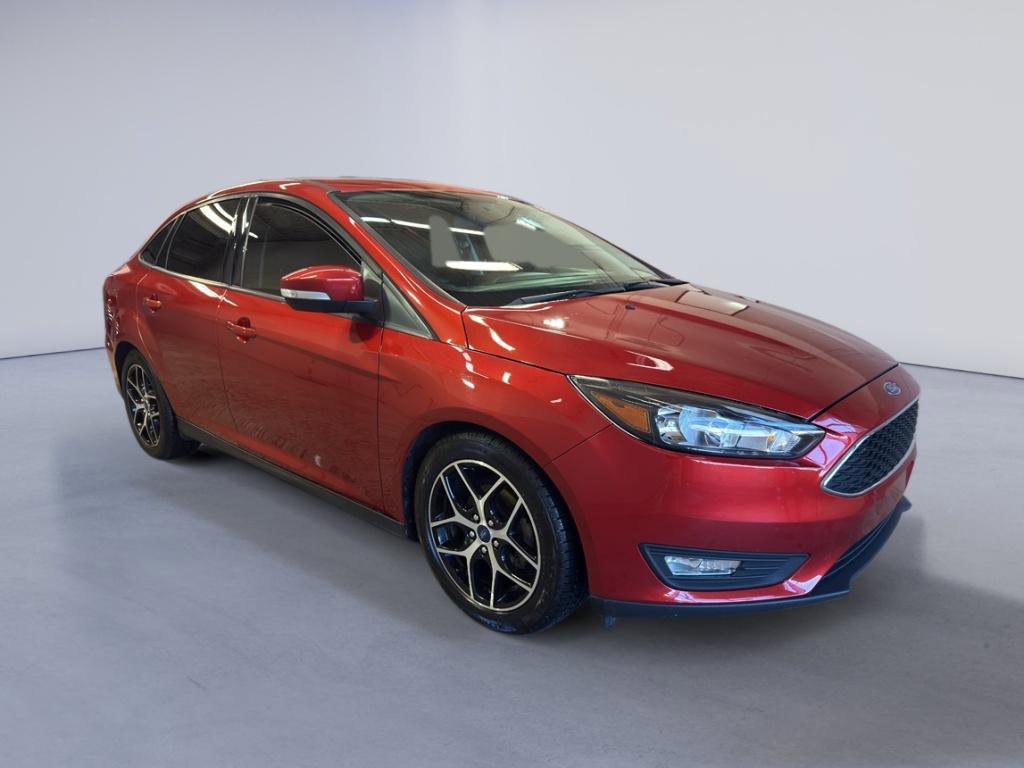 Used 2018 Ford Focus SEL FWD image 1