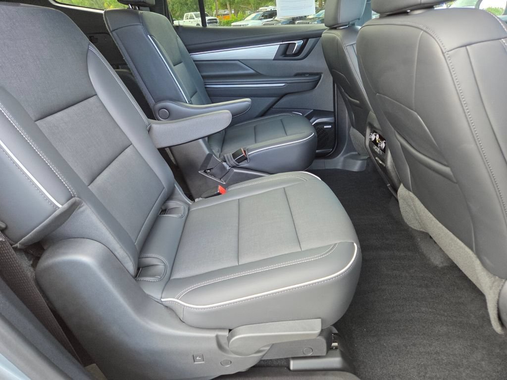 Used 2025 Buick Enclave Preferred w/ Super Cruise Package FWD image 18