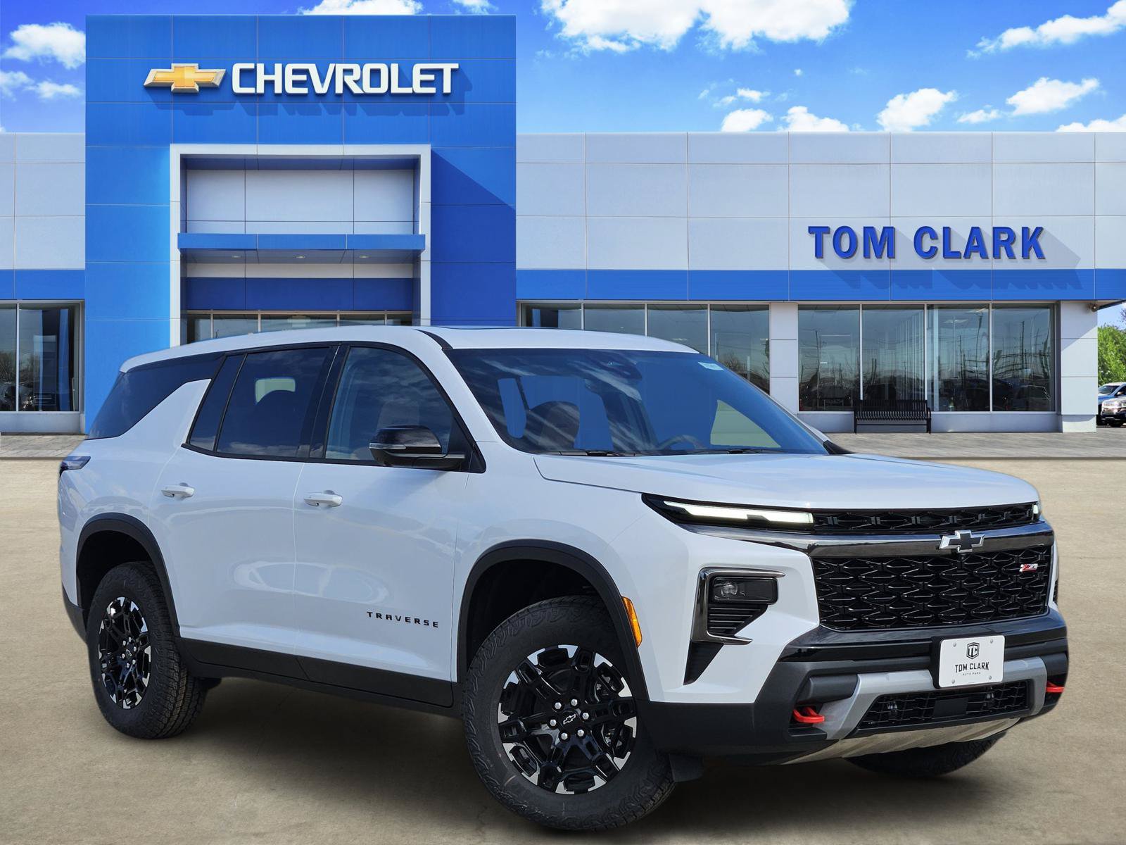 New 2027 Chevrolet Traverse Z71 w/ Driver Confidence Package AWD/4WD image 1