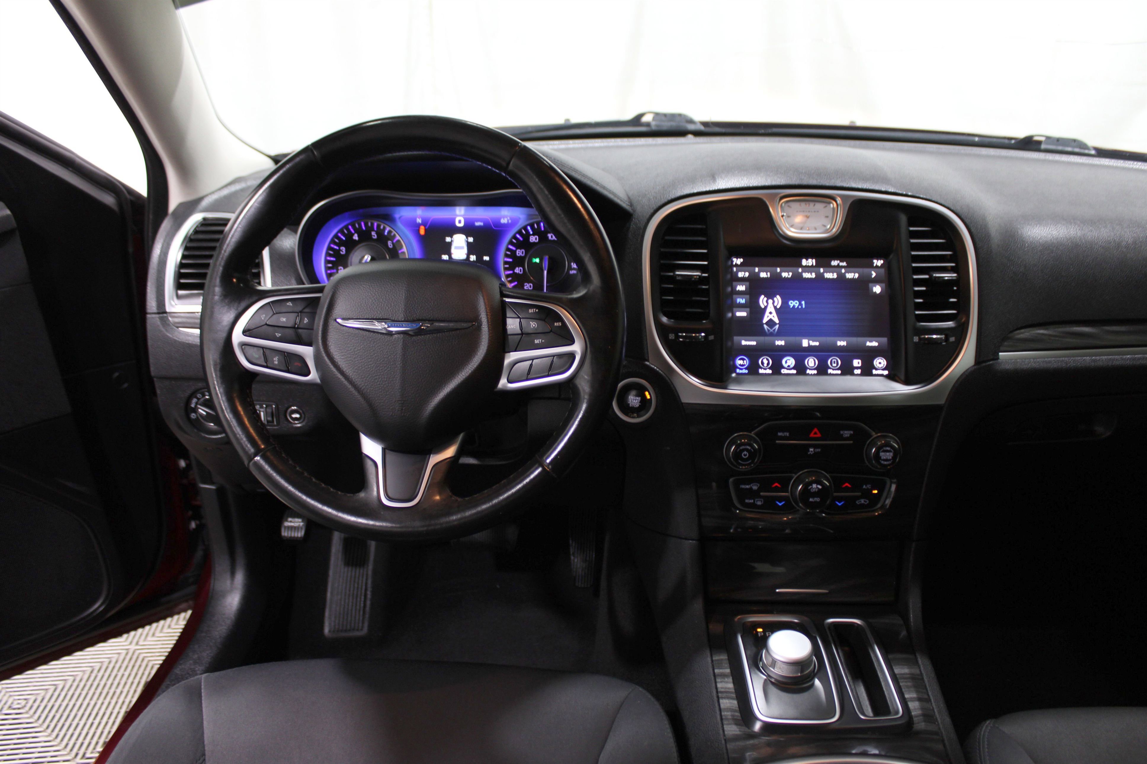 Used 2019 Chrysler 300 Touring w/ Sport Appearance Package image 2