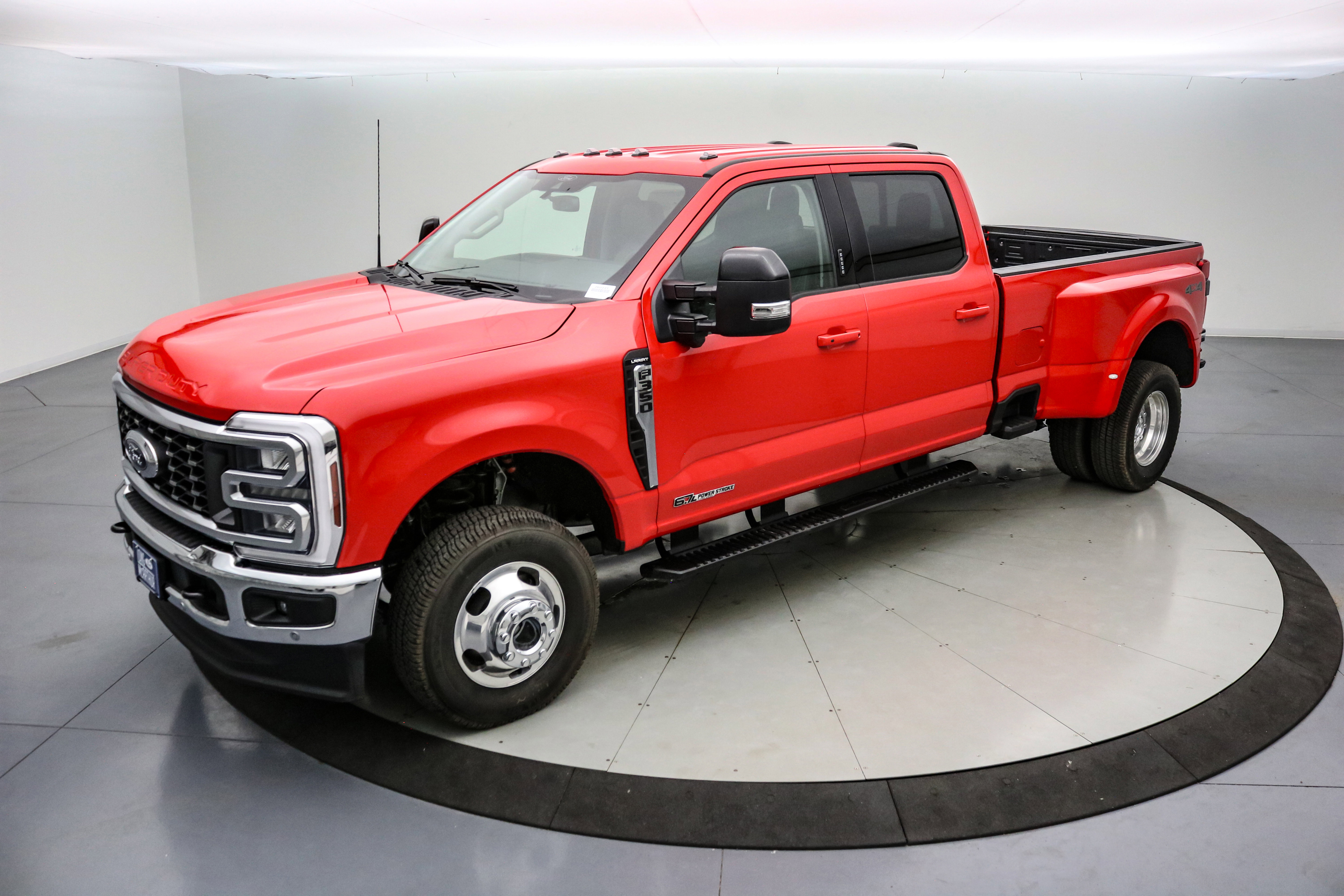 New 2026 Ford F350 Lariat w/ Lariat Premium Package image 9