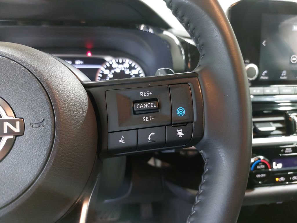 Certified 2024 Nissan Pathfinder SV AWD/4WD image 18