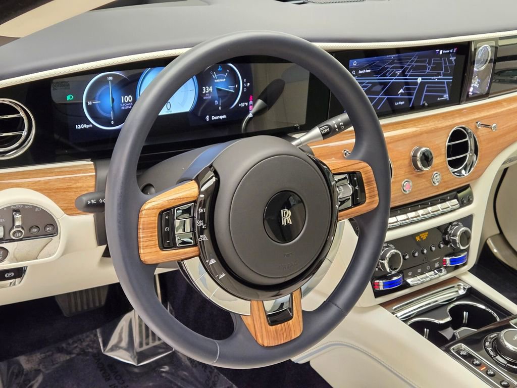 Certified 2025 Rolls-Royce Ghost AWD/4WD image 35