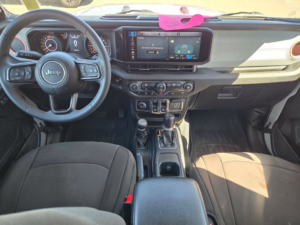 Used 2024 Jeep Wrangler Sport AWD/4WD image 10