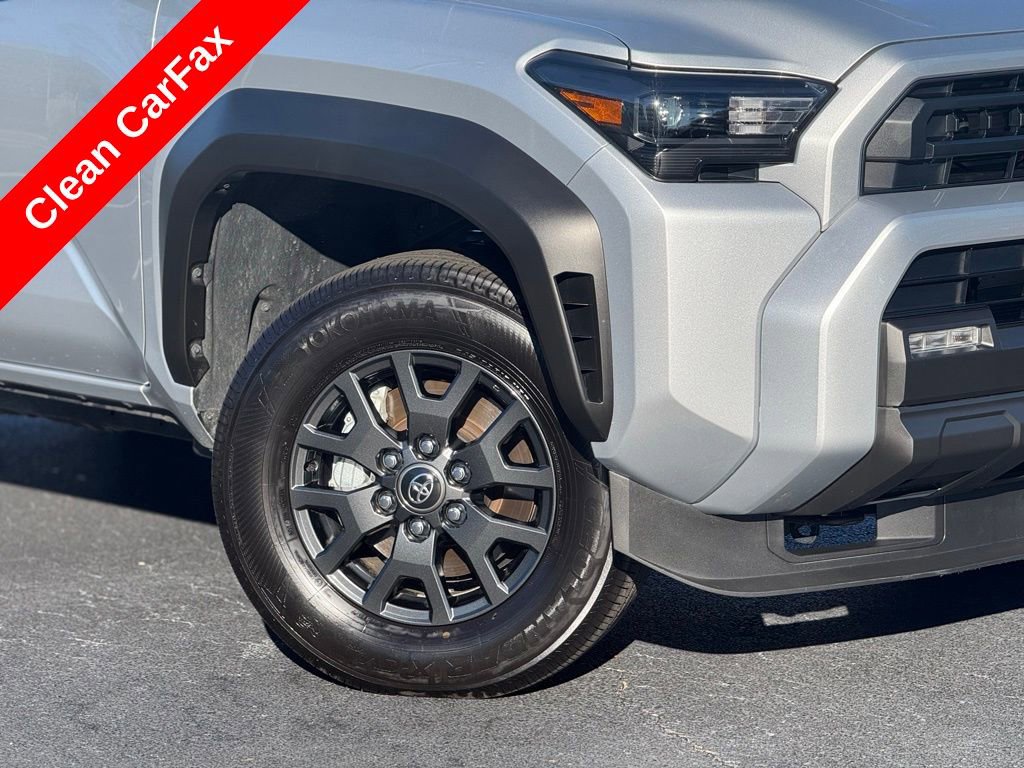 Used 2025 Toyota 4Runner SR5 image 5