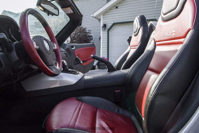 Used 2008 Saturn Sky Red Line RWD image 36