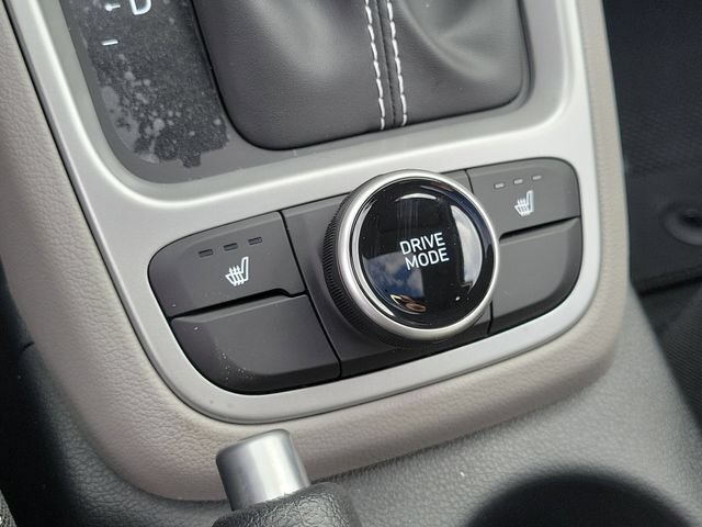 New 2026 Hyundai Venue SEL FWD image 14