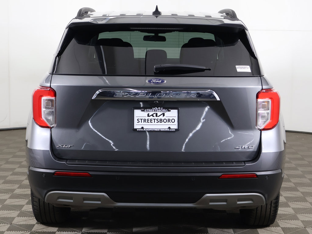 Used 2023 Ford Explorer XLT w/ Equipment Group 202A AWD/4WD image 10