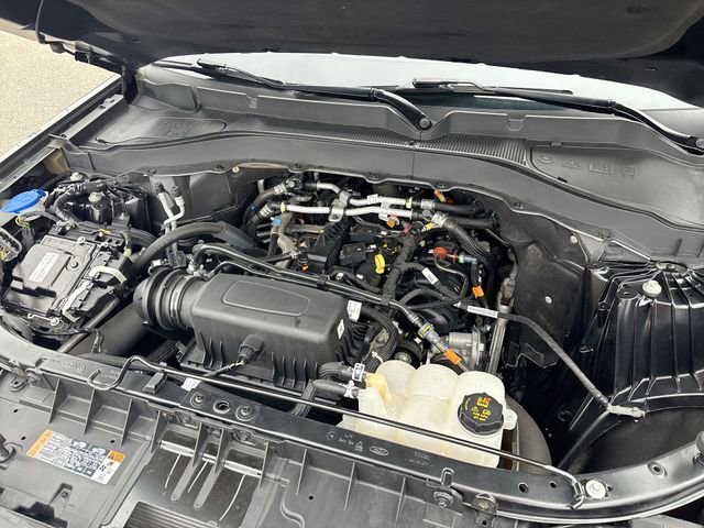 Used 2022 Ford Explorer XLT image 10