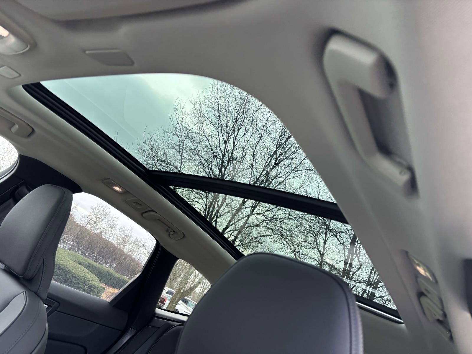 New 2026 Volvo XC60 B5 Plus w/ Protection Package Premier image 24