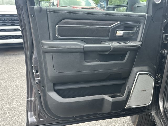 New 2026 RAM 3500 Laramie AWD/4WD image 10