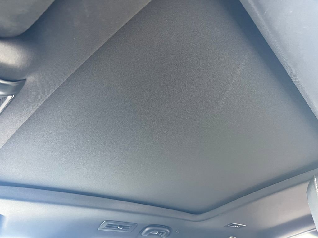 Used 2024 Cadillac XT6 Sport w/ LPO, Onyx Lite Package image 37