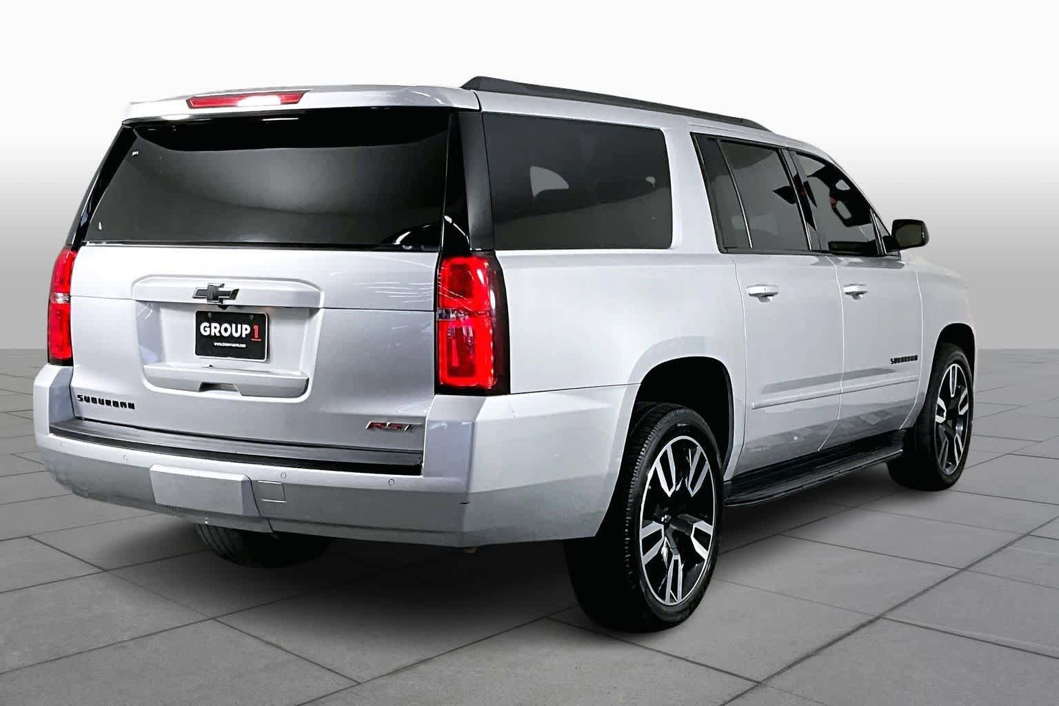 Used 2020 Chevrolet Suburban Premier image 13