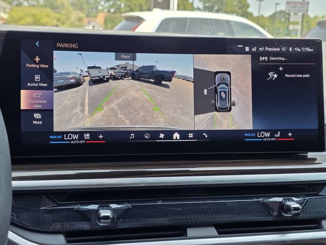 Used 2026 BMW X5 sDrive40i w/ Premium Package RWD image 13