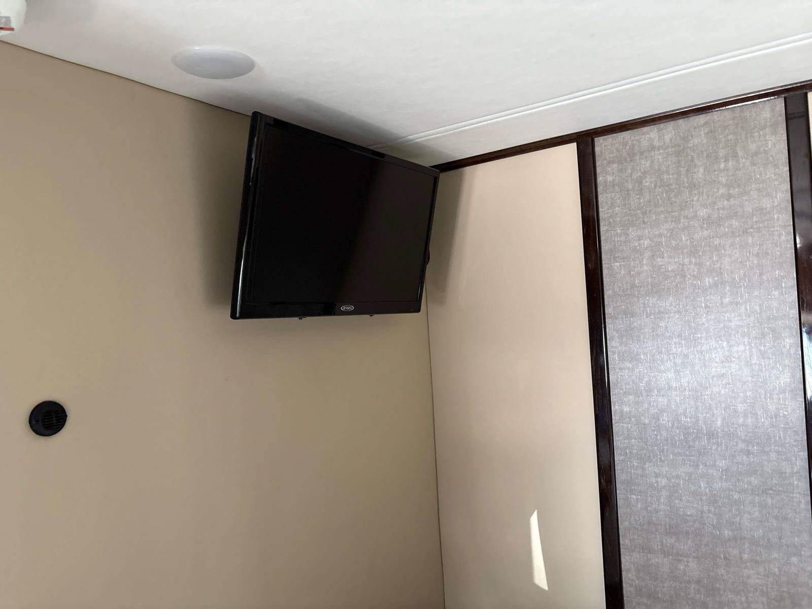 Used 2019 Mercedes-Benz Sprinter 170 image 12