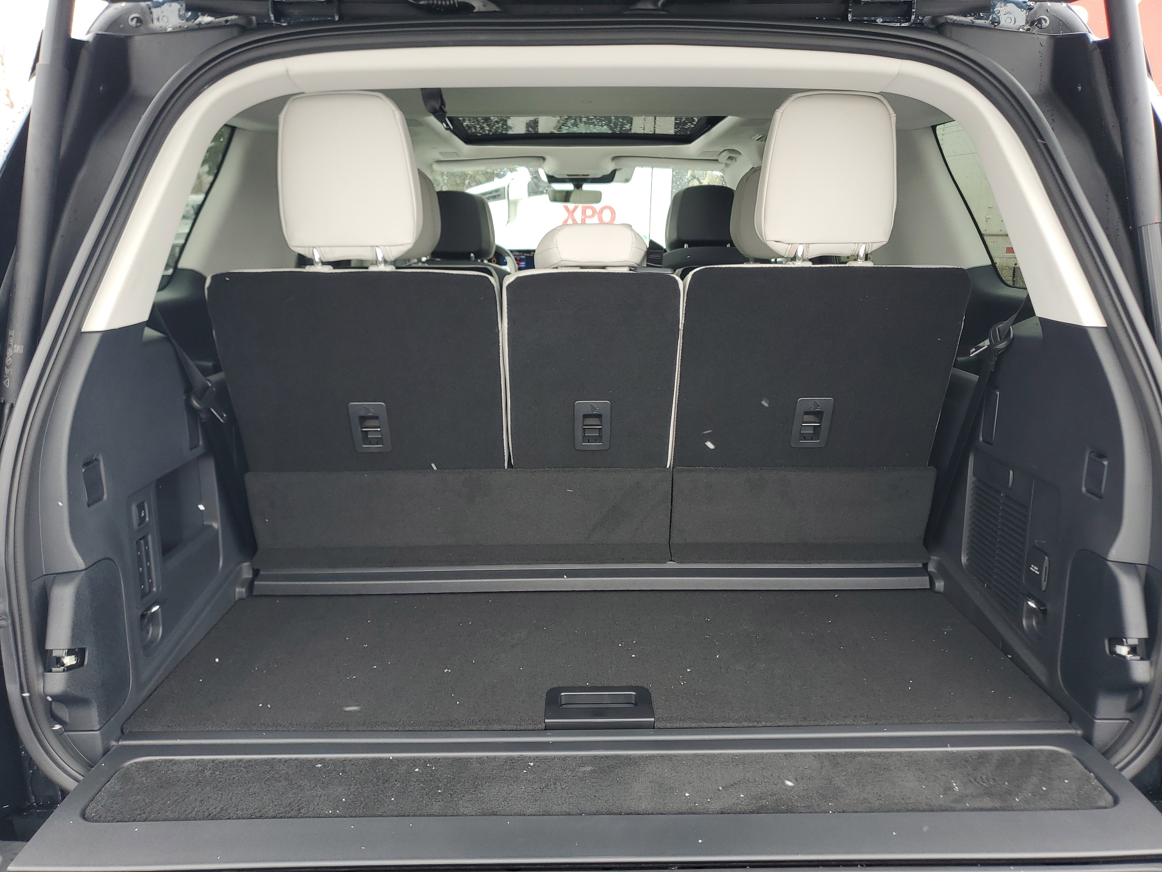 New 2026 Lincoln Navigator Reserve w/ Jet Appearance Package image 32