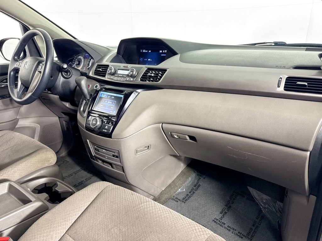 Used 2016 Honda Odyssey SE image 31