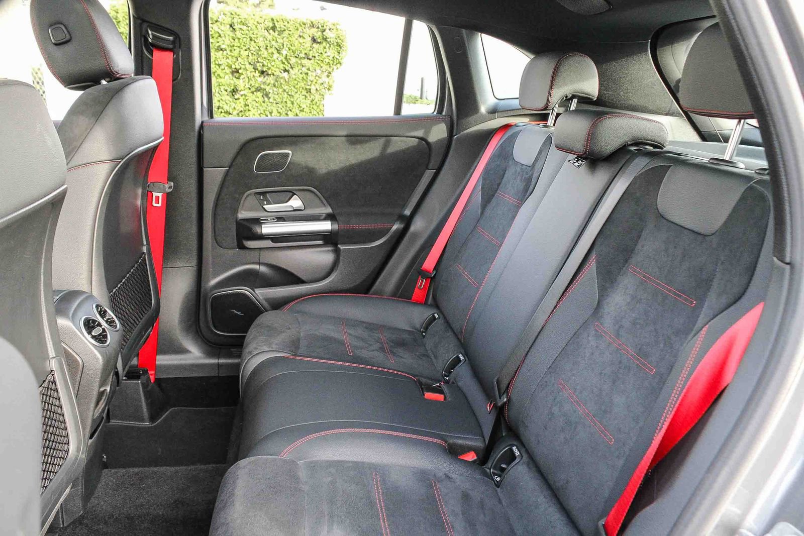 Certified 2025 Mercedes-Benz GLA 35 AMG 4MATIC image 22