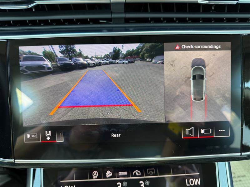 Used 2024 Audi Q8 Premium Plus w/ Premium Plus Package image 21