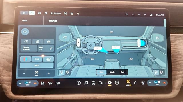 Used 2026 Rivian R1S Adventure AWD/4WD image 67