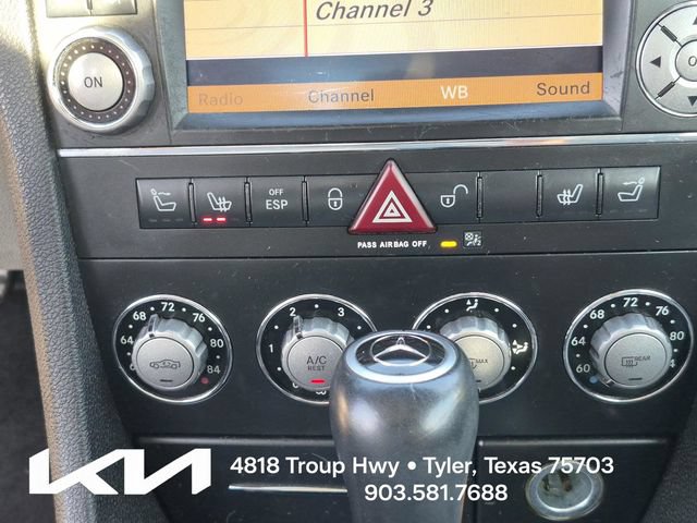Used 2010 Mercedes-Benz SLK 300 image 32