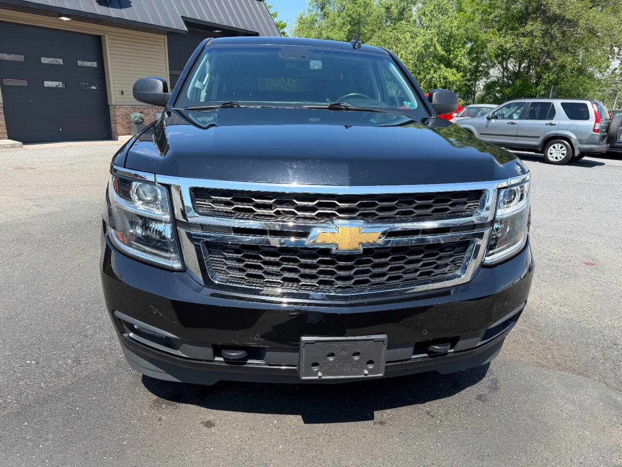 Used 2019 Chevrolet Suburban 3500 LT AWD/4WD image 3