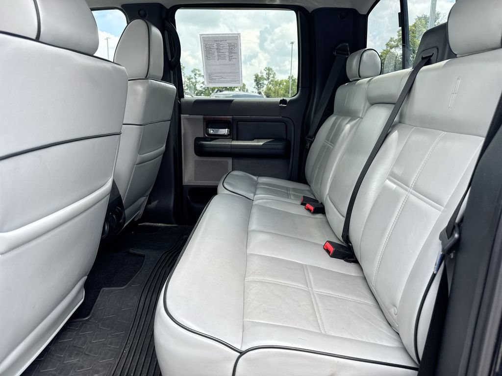 Used 2006 Lincoln Mark LT 4x4 image 23