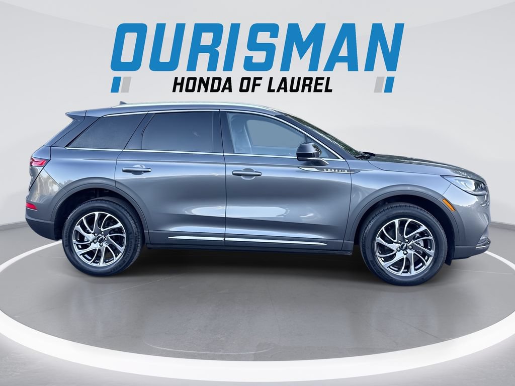 Used 2022 Lincoln Corsair AWD w/ Equipment Group 101A image 9