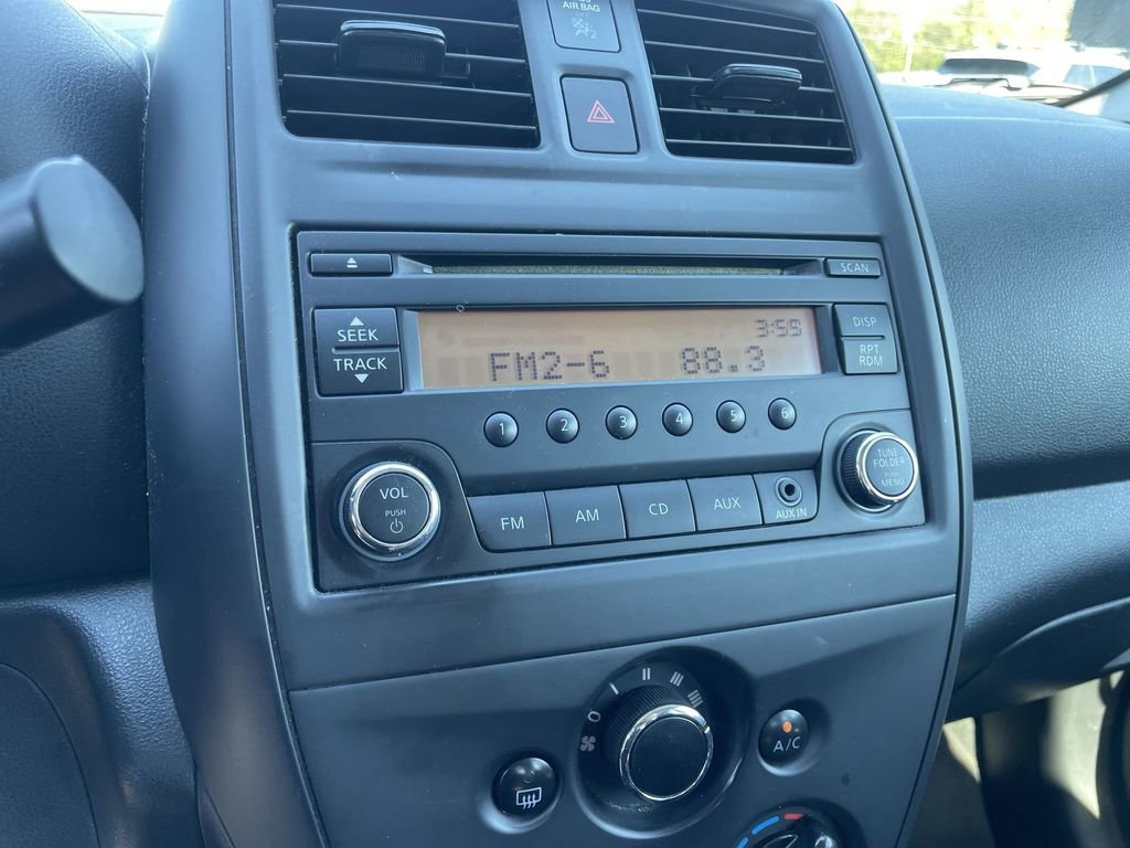 Used 2018 Nissan Versa S image 10