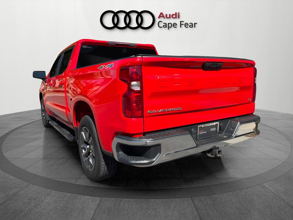 Used 2022 Chevrolet Silverado 1500 LT AWD/4WD image 3