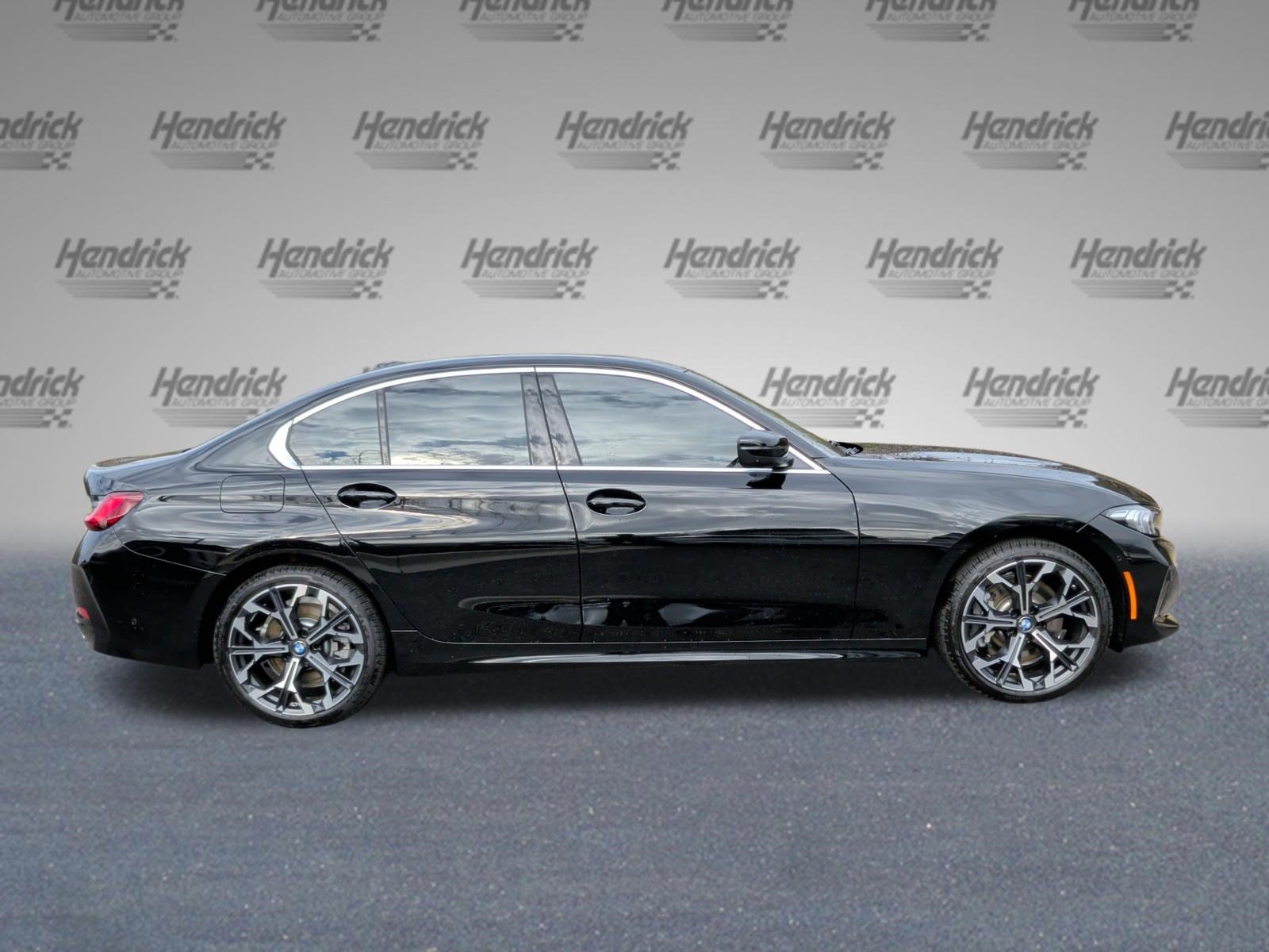 Used 2026 BMW 330i Sedan w/ Convenience Package RWD image 6