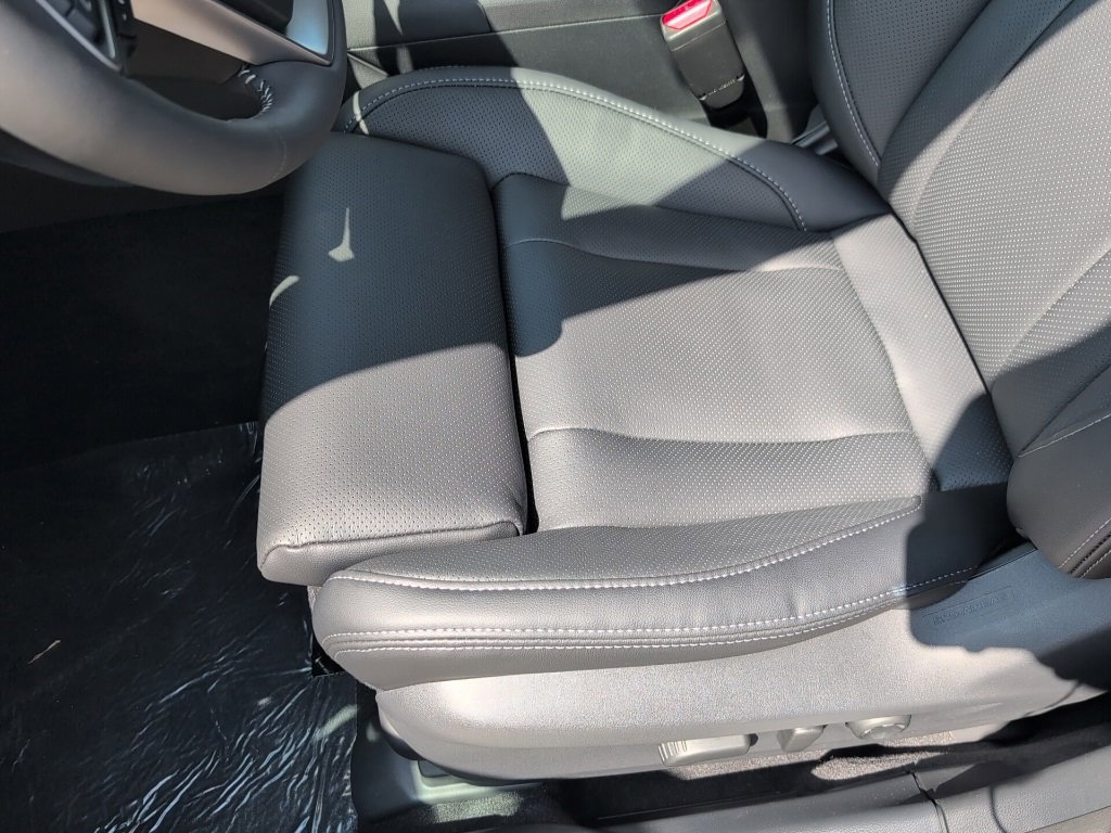 New 2025 Subaru Outback Touring XT image 33