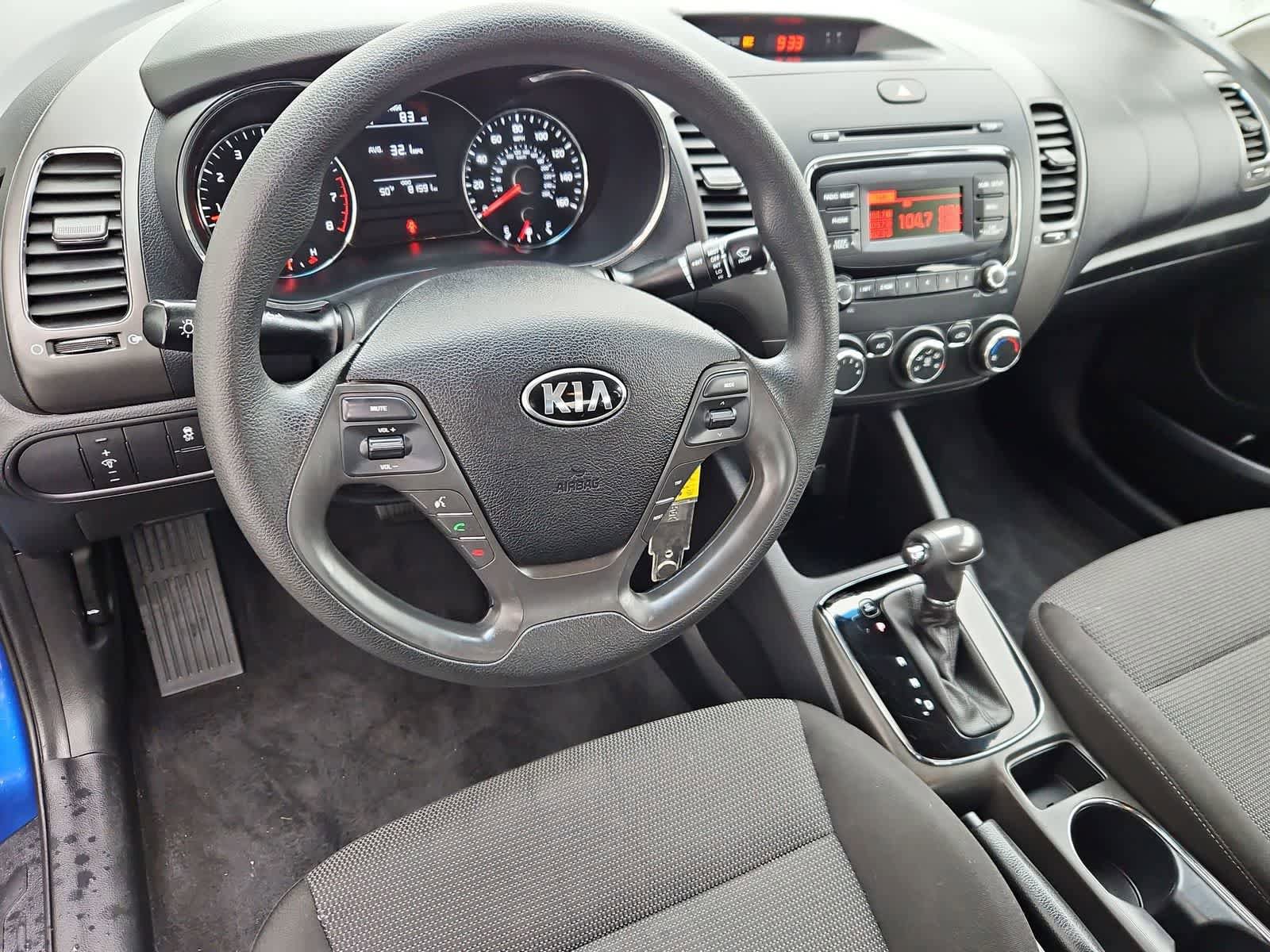 Used 2017 Kia Forte LX FWD image 2