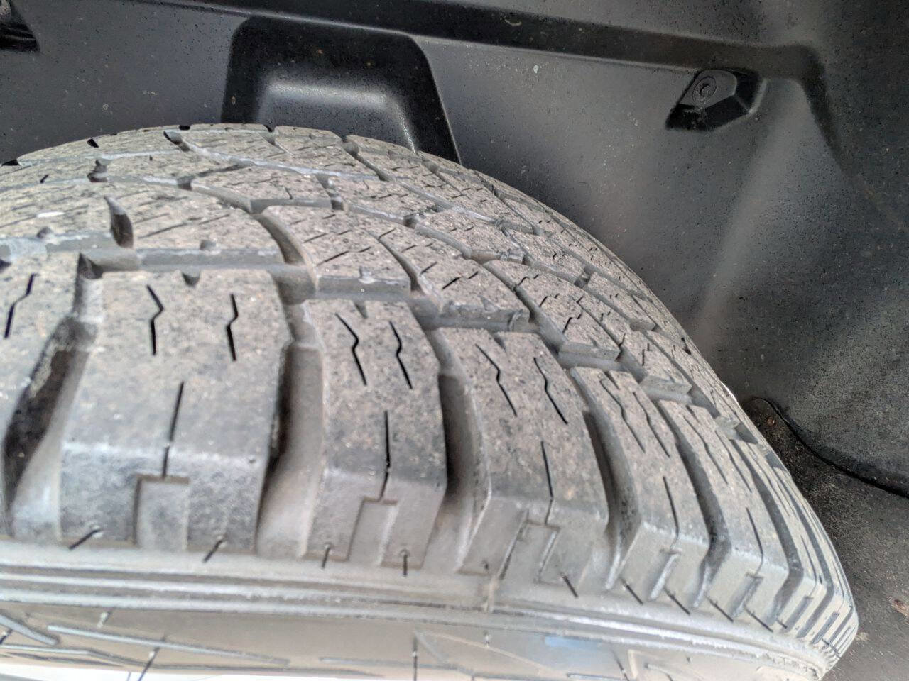 Used 2018 RAM 1500 Classic SLT image 9