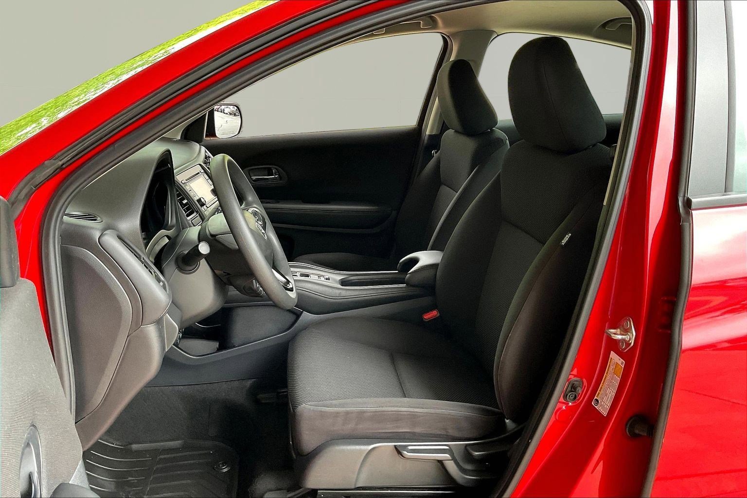 Used 2018 Honda HR-V LX image 20