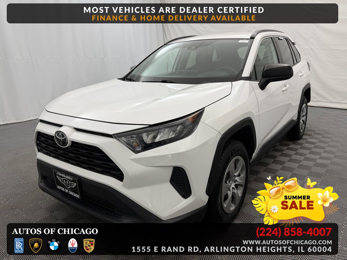 Used 2019 Toyota RAV4 LE image 1