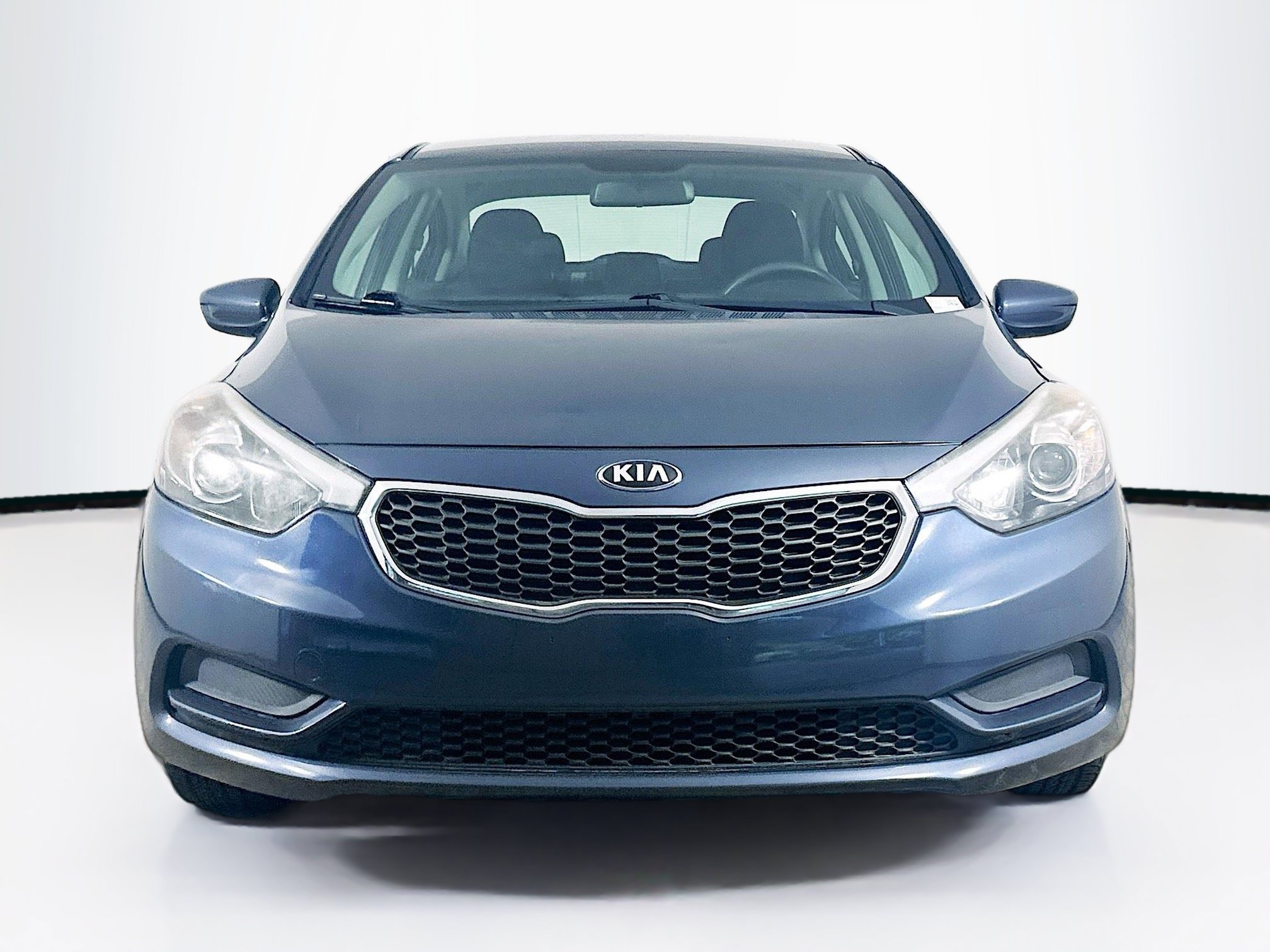 Used 2016 Kia Forte LX FWD image 2