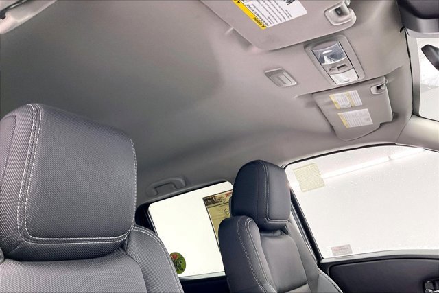 Used 2022 Nissan Frontier SV w/ Technology Package image 24