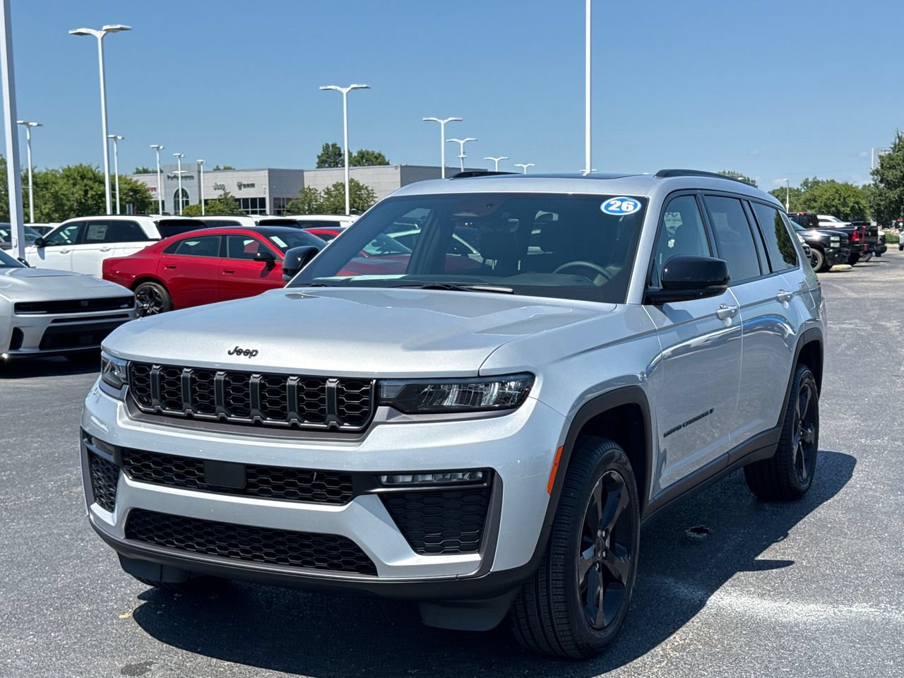 Used 2026 Jeep Grand Cherokee L Limited w/ Limited Altitude Package AWD/4WD image 8