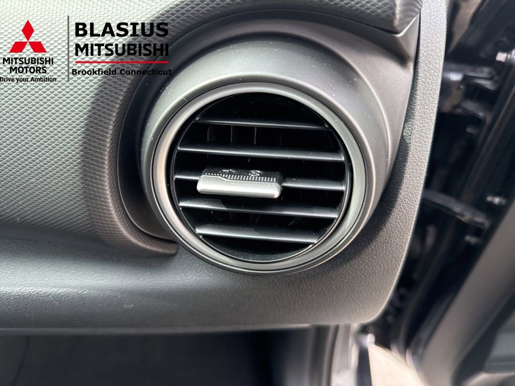 Used 2019 Hyundai Kona Limited image 48