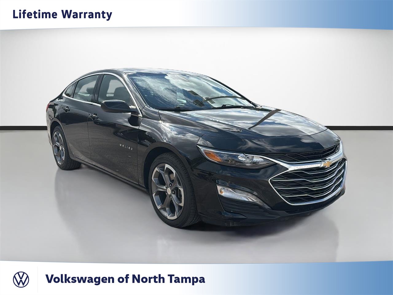 Used 2024 Chevrolet Malibu LT FWD image 1