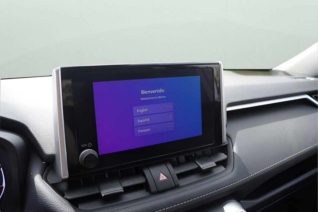 Used 2025 Toyota RAV4 XLE image 23