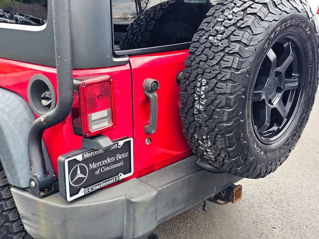 Used 2012 Jeep Wrangler Unlimited Sport AWD/4WD image 15