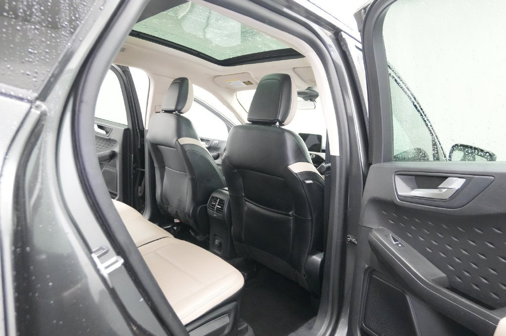 Used 2020 Ford Escape SEL AWD/4WD image 27