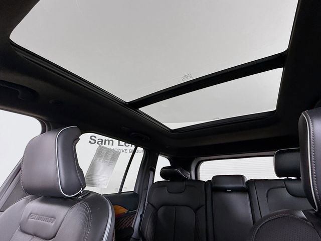 Used 2023 Jeep Grand Cherokee Summit image 23
