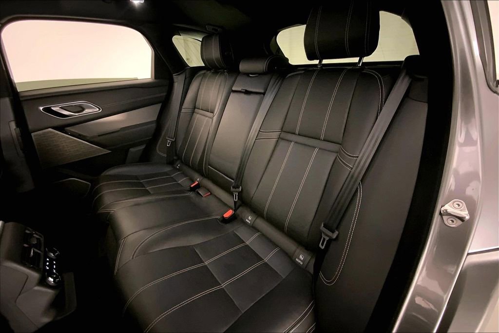 Used 2018 Land Rover Range Rover Velar R-Dynamic HSE image 14