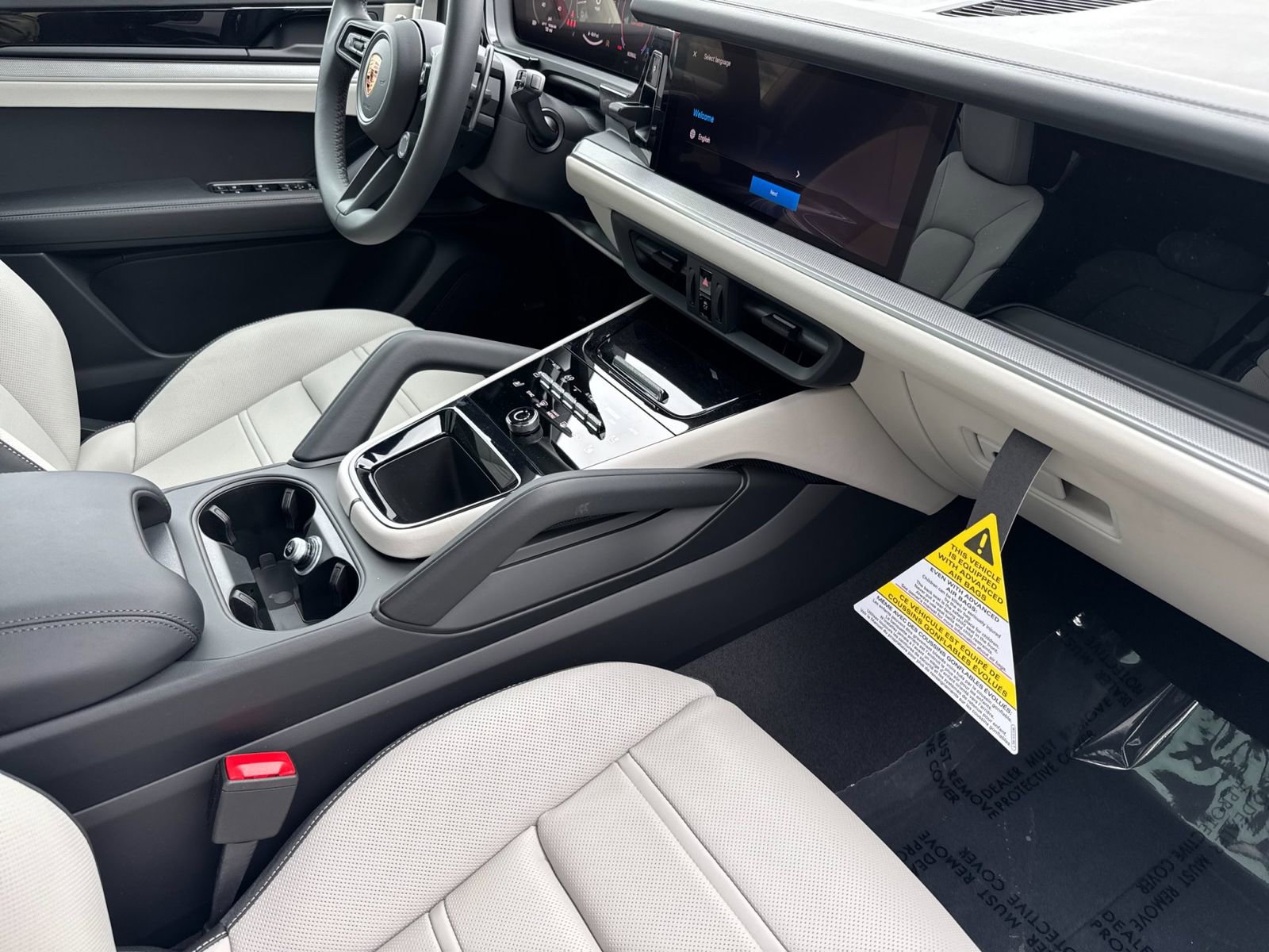 New 2026 Porsche Cayenne S image 18