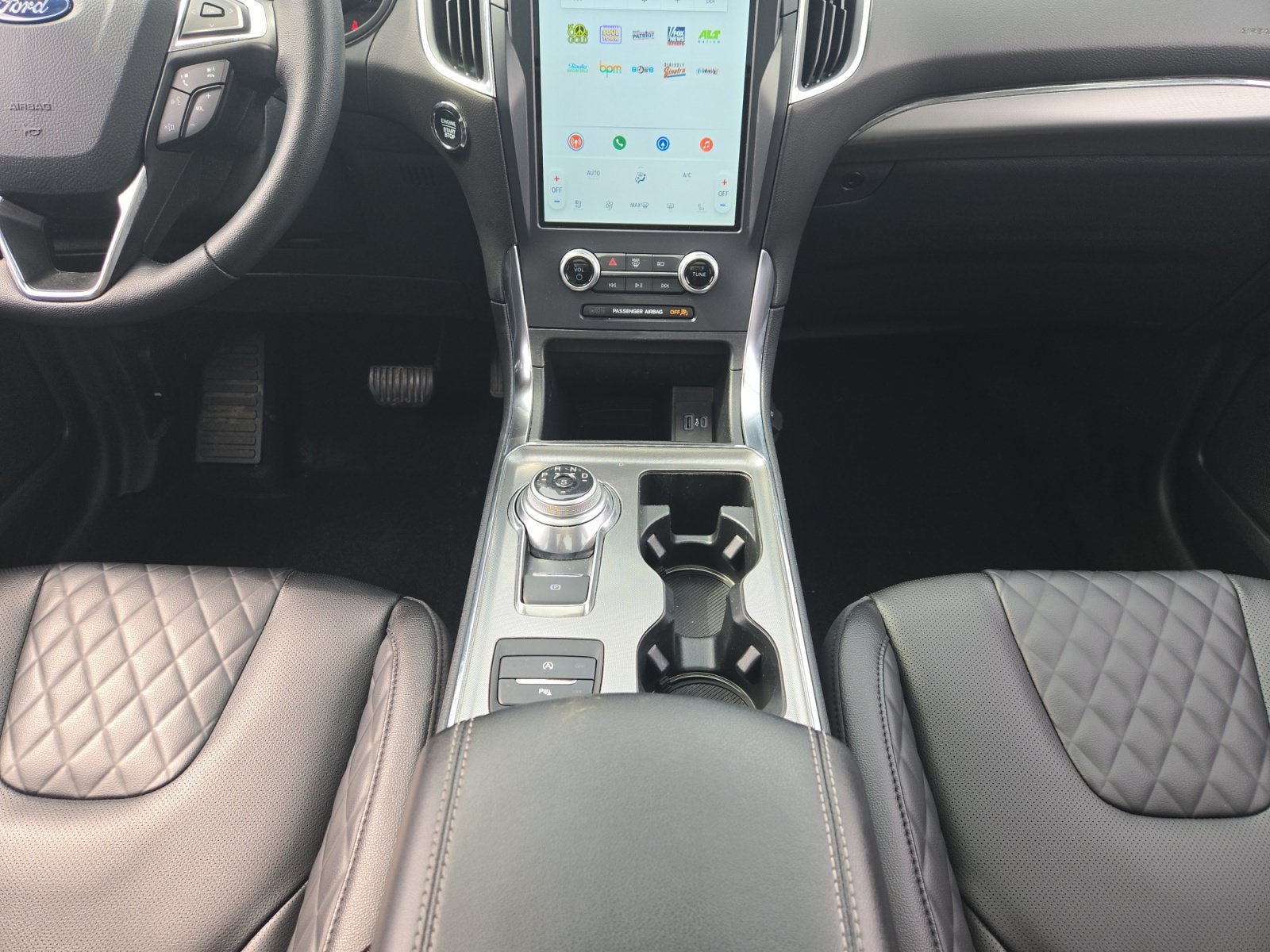 Used 2024 Ford Edge Titanium w/ Equipment Group 301A AWD/4WD image 21