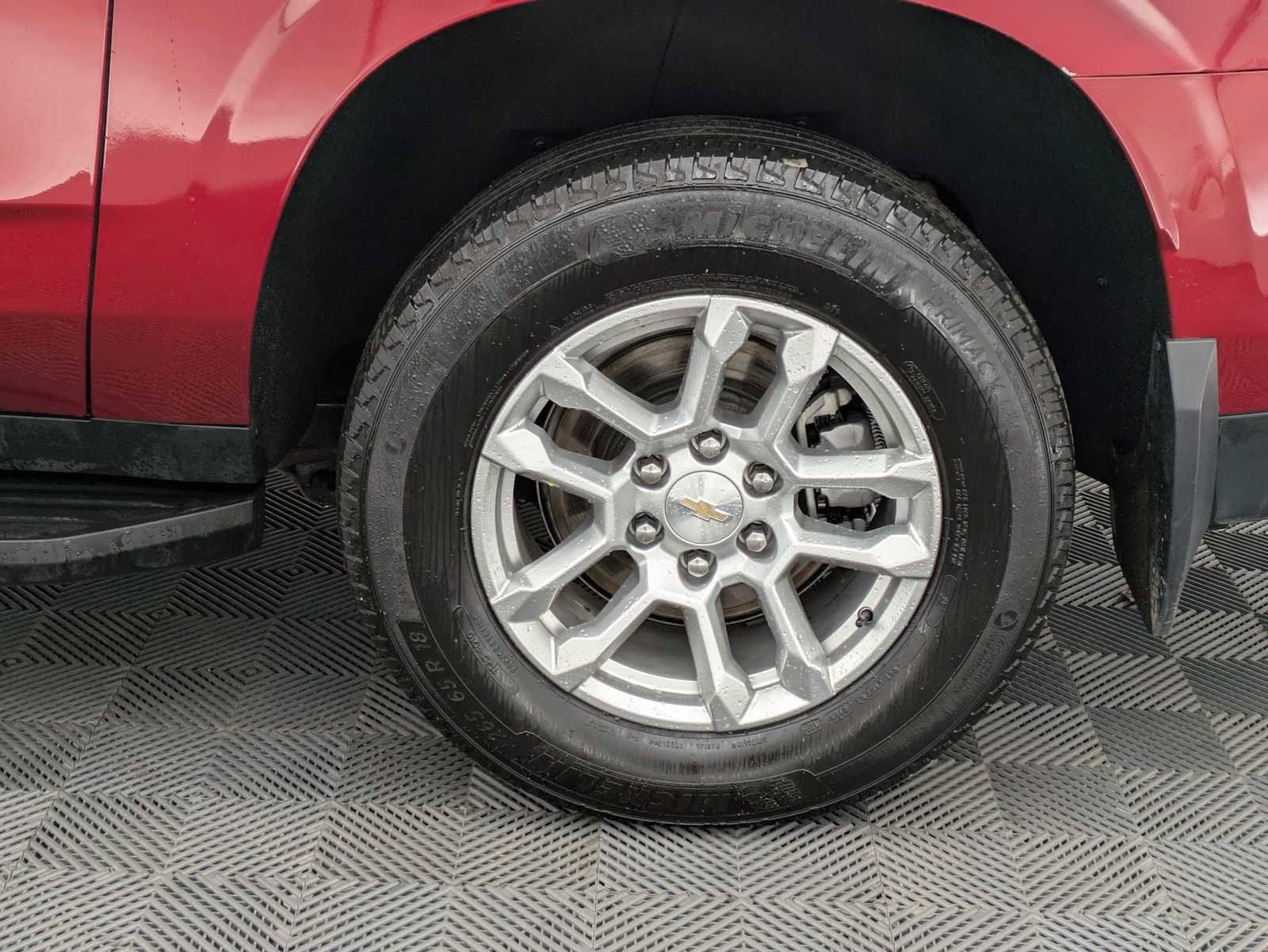 Used 2025 Chevrolet Suburban LS w/ Max Trailering Package image 13