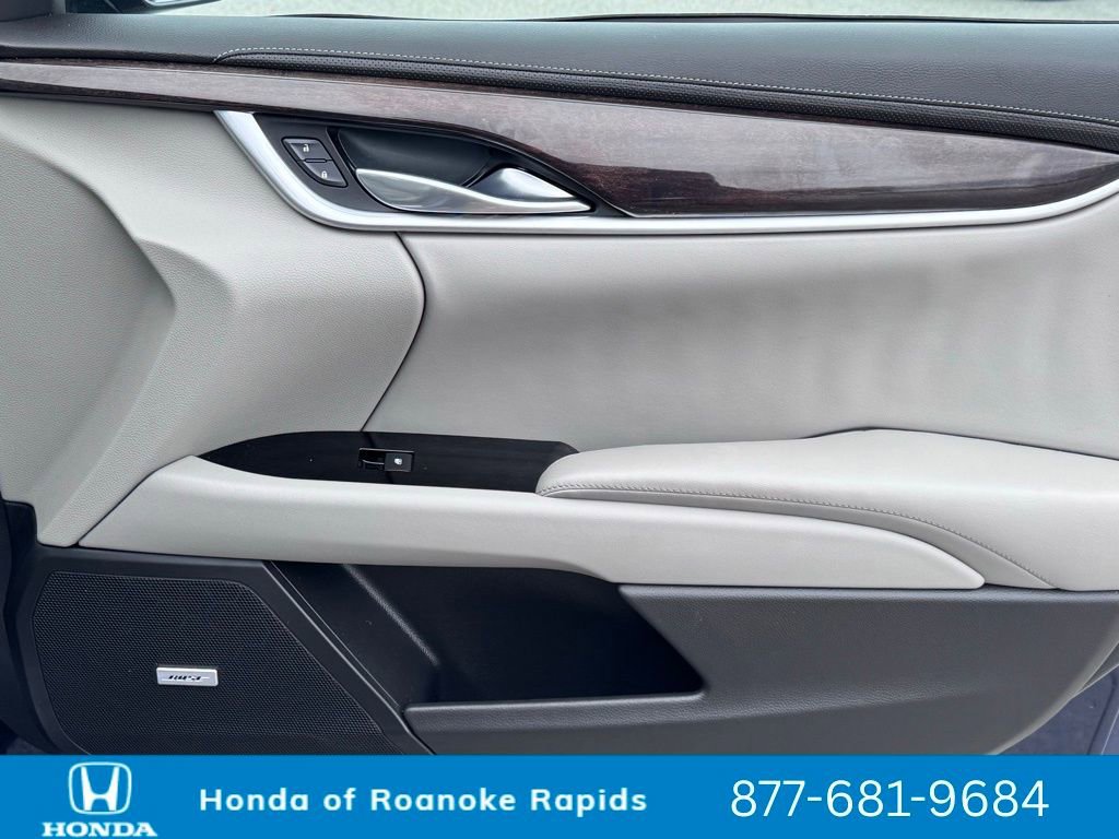 Used 2017 Cadillac XTS Luxury w/ Driver Awareness Package image 26